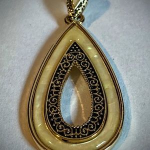 Lia Sophia Collectible Teardrop mother of Pearl pendant
